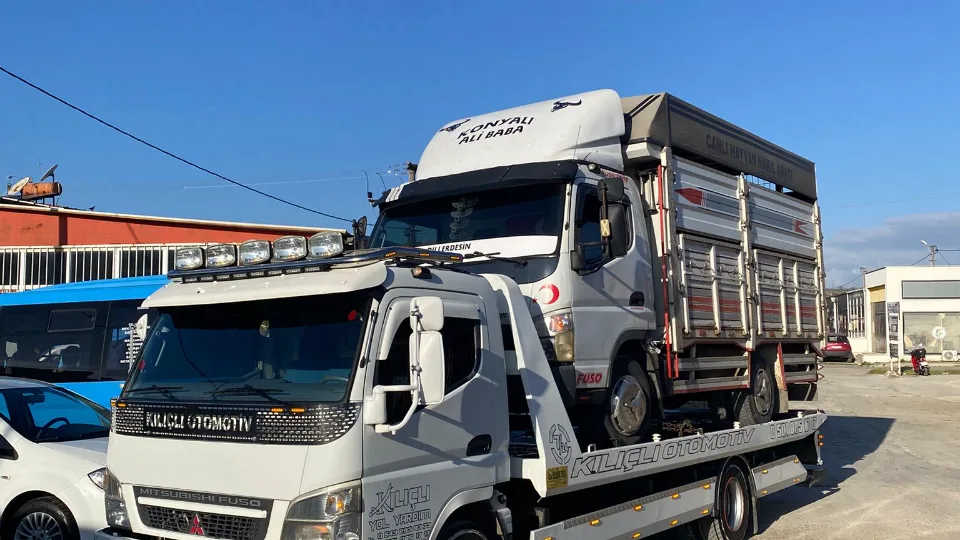 Kılıçlı Otomotiv Yol Yardım Çekici Hizmetleri - 1