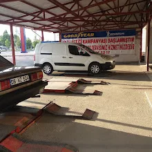 Kariyer Oto Lastik